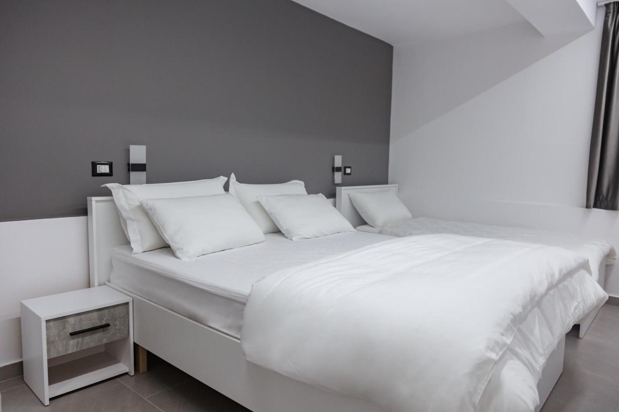 Mon Prive Apartment 地拉那 外观 照片